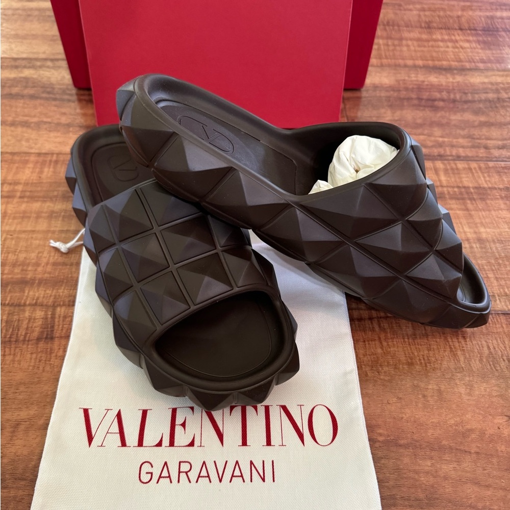 Valentino Roman stud turtle slides NIB